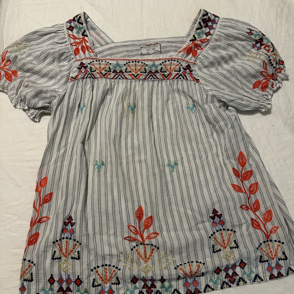 Johnny Was Blue & White  Puff Sleeve Blouse